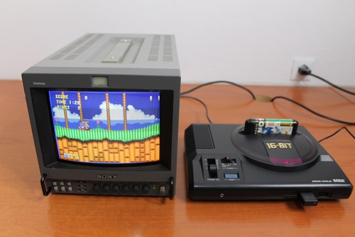 Sony trinitron crt - trinitron, 9"