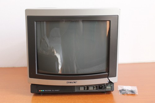 Sony trinitron crt - sony,
